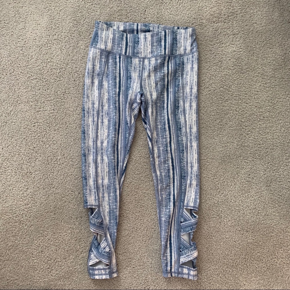 Gaiam cropped blue leggings